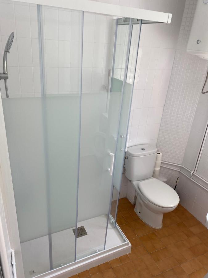 3 Bdrm Apart Near The Sea! Great For Kids! Ареньс-де-Мар Экстерьер фото